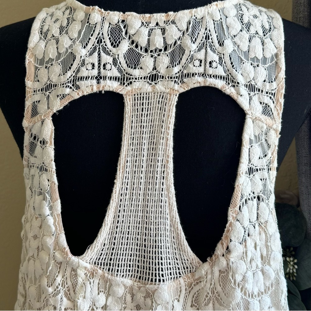 Free People Women's Cream Crochet Overlay Mini Summer Dress - Size Small. EUC - Picture 6 of 14